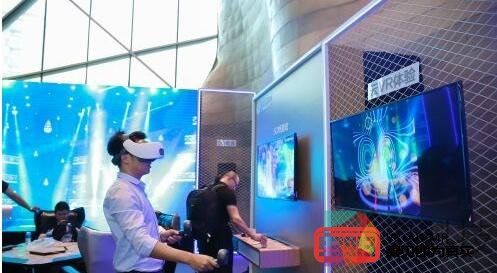 HTC与中国移动推出首款端到端5G云VR解决方案