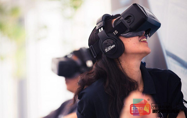 2019年将是VR发展强劲的一年