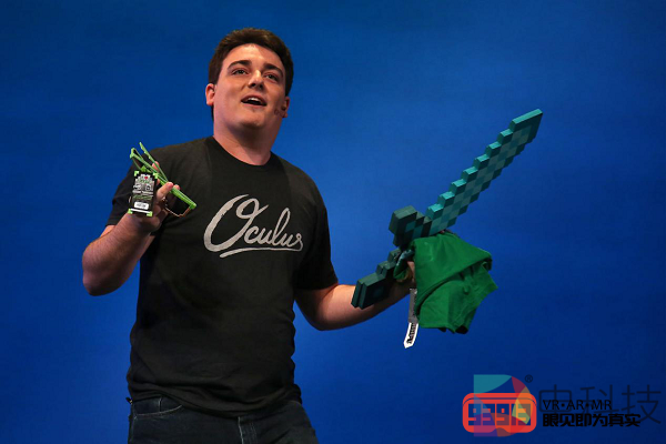 Palmer Luckeyt透露Gear VR和Oculus Rift CV1捆绑销售超过1000万台