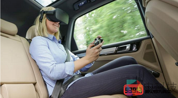 保时捷与Holoride合作开创车载娱乐新领域