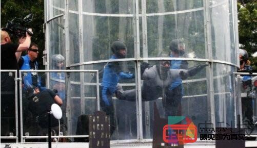 结合真实风洞DC带来最新蝙蝠侠VR展览