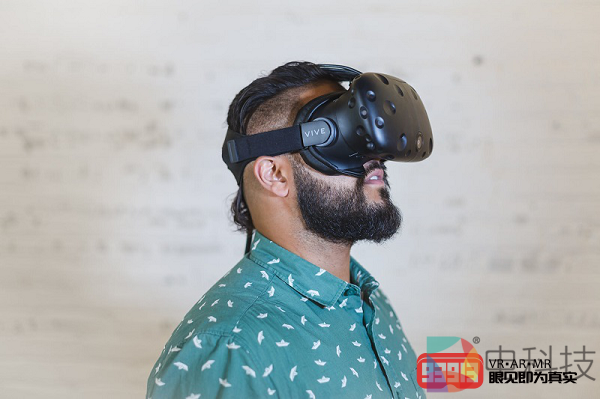 VIVEFocus Plus可通过Wifi 5 GHz连接到PC