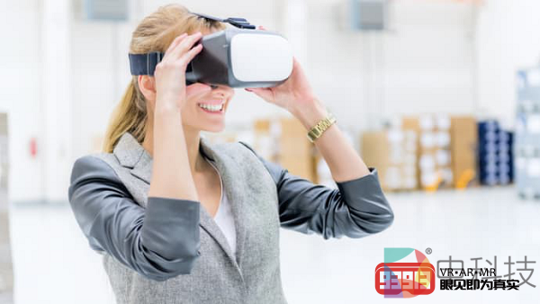 沃尔玛正在进行一场虚拟现实培训革命
