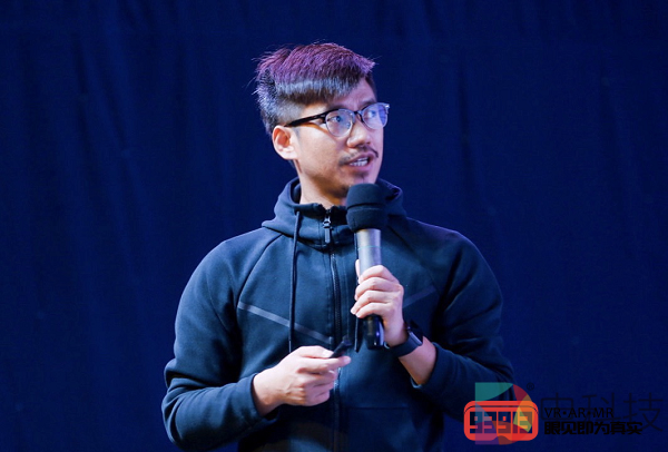 在后手机时代开拓AR消费级市场：专访0glassesAR创始人苏波