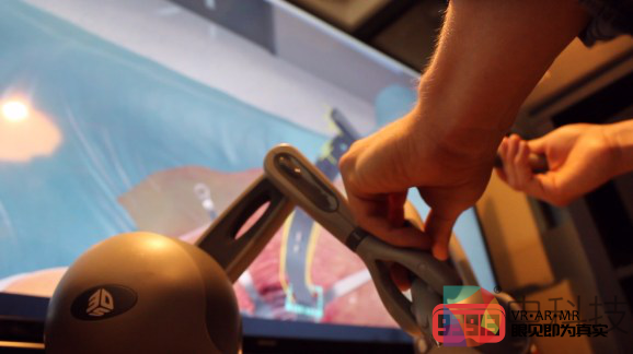 触觉手术平台FundamentalVR通过眼动追踪提高真实性