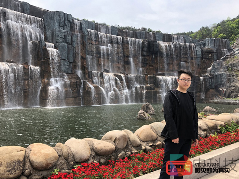 从游戏到一切：专访镜匙网络联合创始人邓超