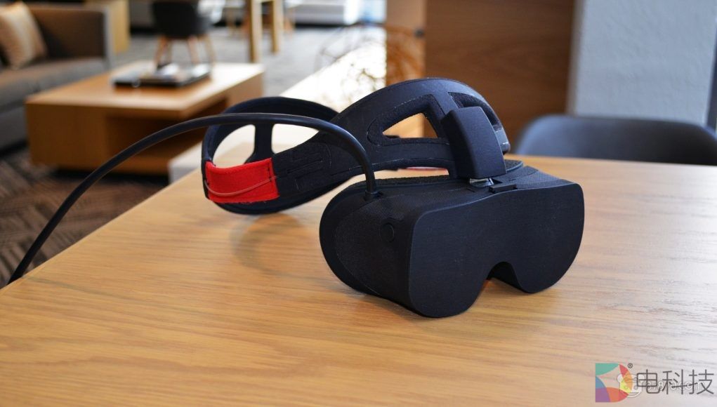 Vality用微显示器打造紧凑高分辨率VR头显