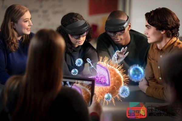 微软HoloLens 2是混合现实头显的重大改进