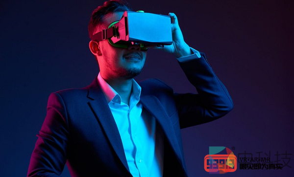 2020年被认为是VR/AR技术应用和销售市场突破性的一年