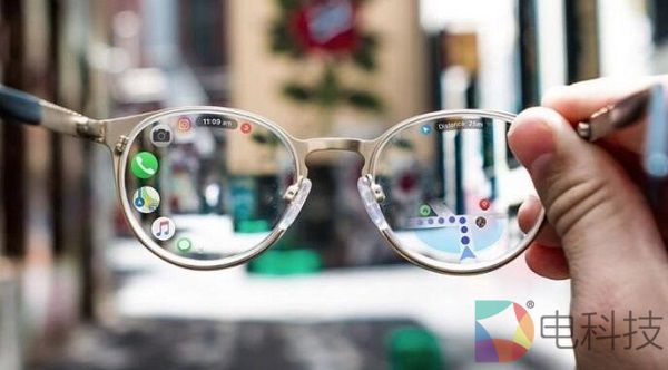 苹果最新专利：有望解决VR头显和矫正眼镜的痛点