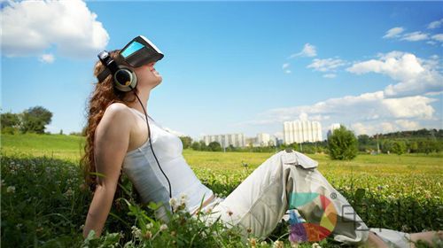 “VR出差”考察海外工厂，疫情加速日本IT技术运用