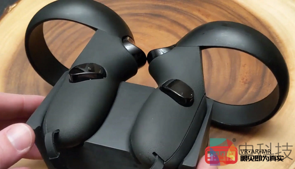 Oculus Quest手柄充电套件已正式开售