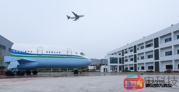 浦东机场实训基地“真实廊桥+VR”让培训提速50%