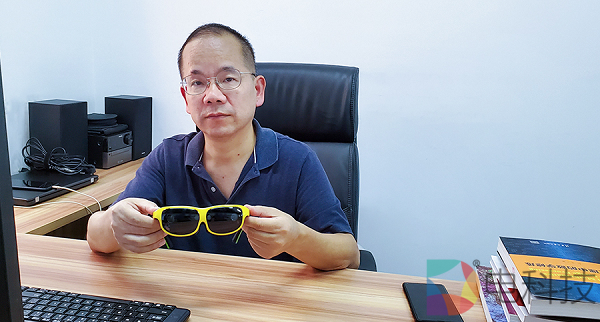 0glasses CTO王友初 | RealX Pro：轻量化至上，功能难突破？