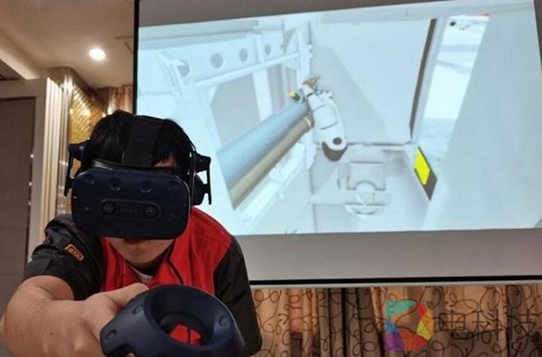 全国首家VR+飞机维修培训在线平台在海南上线