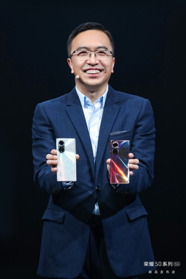 重构高端手机市场格局，荣耀50系列正式发布