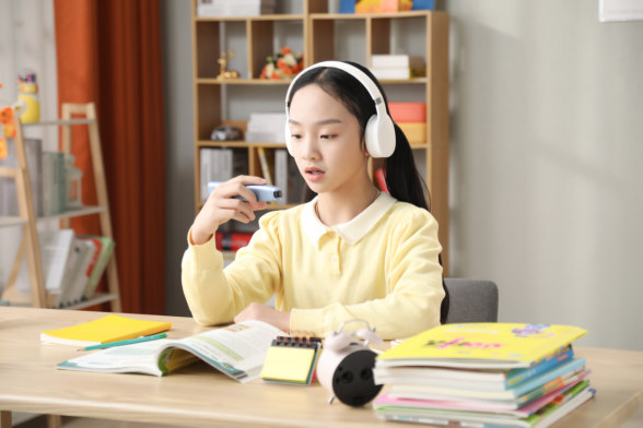 【11.21 阿尔法蛋AI词典笔X10 预售PR】1526.png