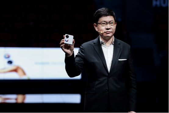 华为发布HUAWEI P50 Pocket，精巧折叠尽显时尚