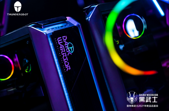  硬核加成，竞技飙升！N多升级点带来全新雷神黑武士4+水冷台式机！