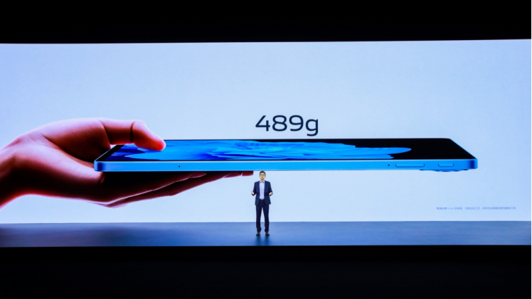 【vivo新闻】两年打磨只为用户体验 vivo首款旗舰平板正式发布(1)2172.png