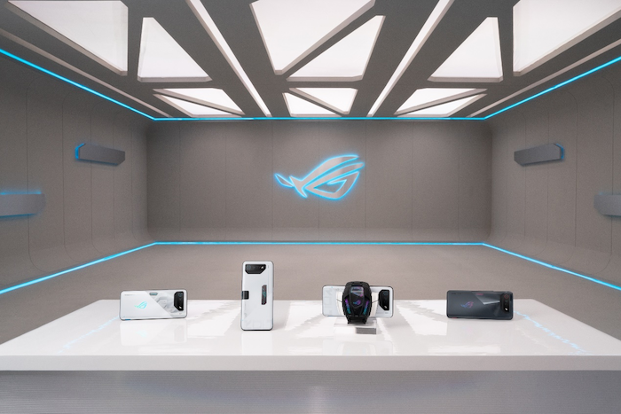 性能超神进化 腾讯ROG游戏手机7系列新品正式发布