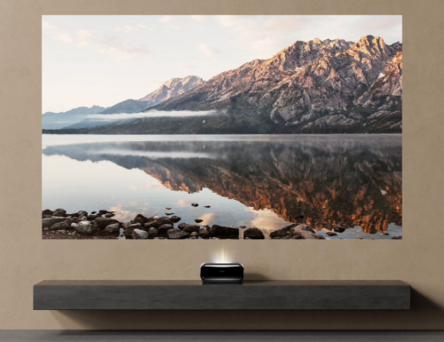 激光电视VS超短焦投影，坚果O2 Ultra 4K和海信100L8K双十一买哪个？