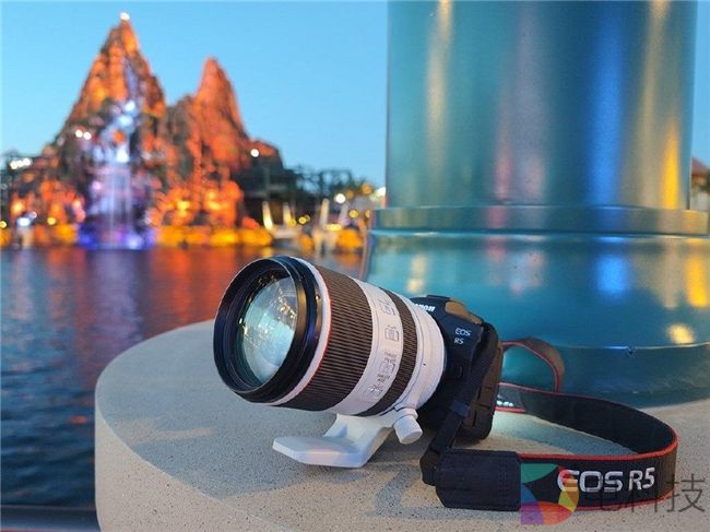 性能卓越价格亲民，佳能R5实力派相机