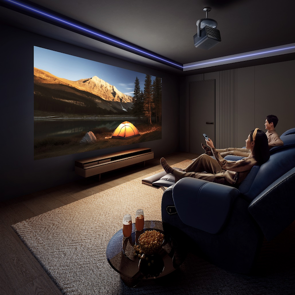  3000流明+超级光学变焦 Vidda C2 Ultra三色激光投影跨代领先！