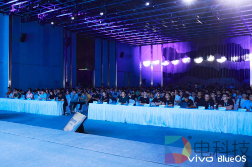 vivo蓝河操作系统正式开启新航计划，激励开发者共建蓝河生态