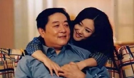 某男星遭马蓉闺蜜清空家产 两人系夫妇关系