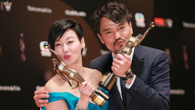 36届香港电影金像奖揭晓 林家栋首封影帝台上含泪挂念华仔伤势