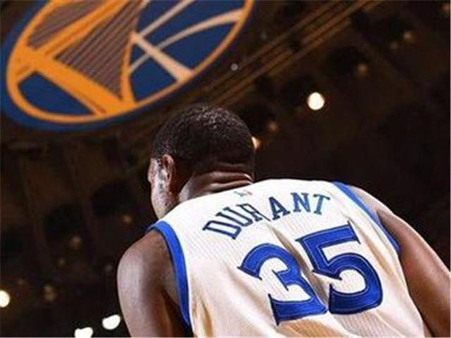 NBA球星杜兰特加盟 苹果公司制作的这部体育题材美剧你会看吗？