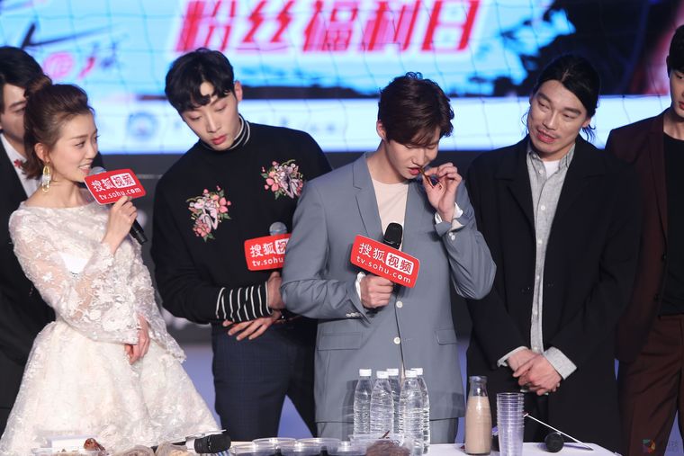 花样排球宋再临粉丝见面会 (28).jpg