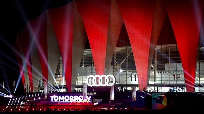 全新奥迪A4L树立豪华B级车新标准 全品牌车型登场展现百年汽车文化