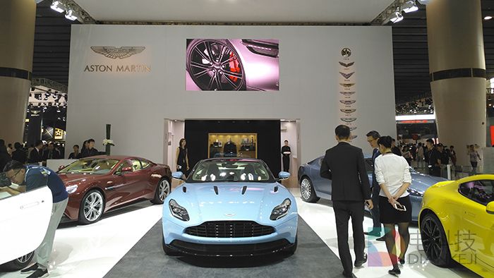 阿斯顿马丁展台.jpg