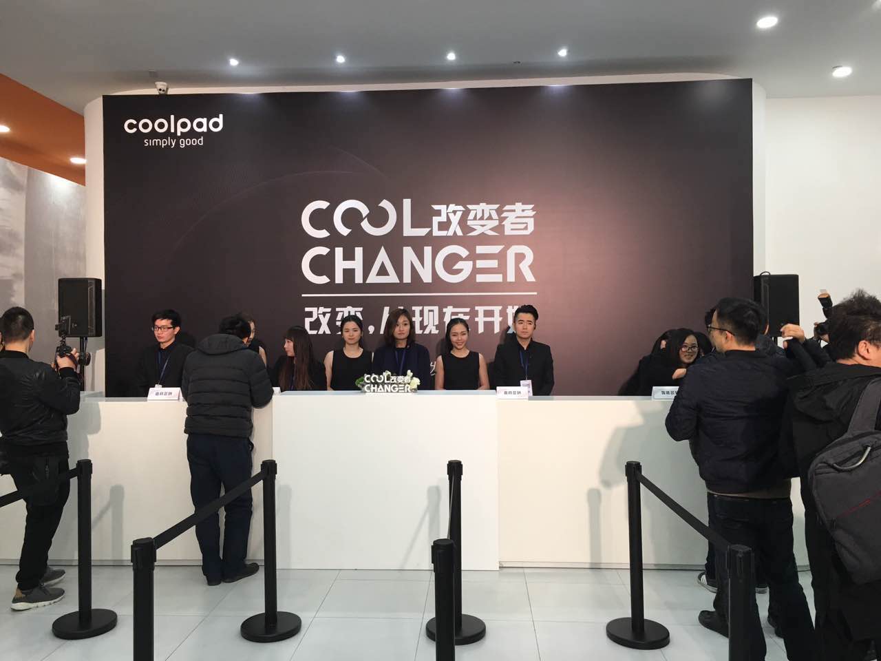 【图文直播】拍照、音质、续航全面进化 看改变者S1如何帮酷派回复往日荣光