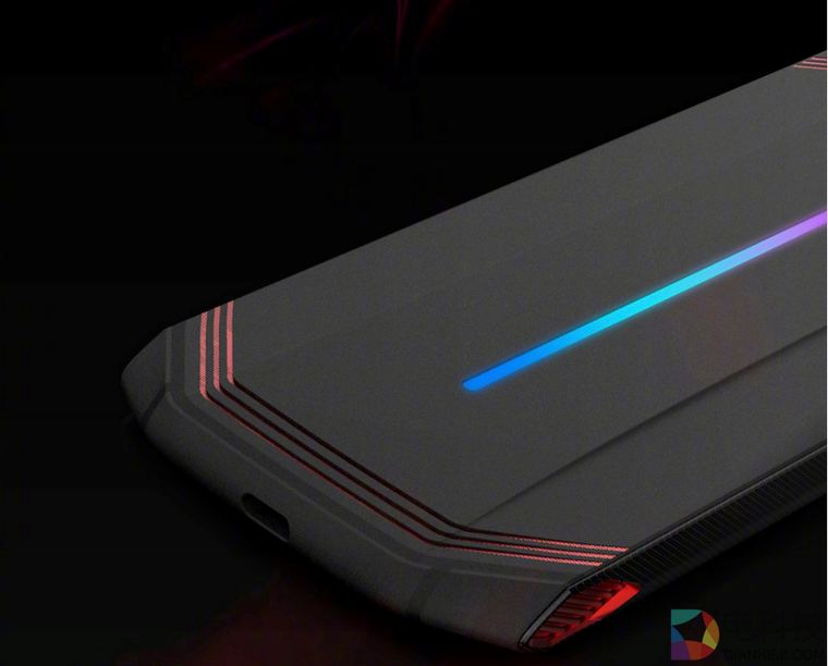 剑指顶级吃鸡体验，红魔游戏手机邀请函亮相