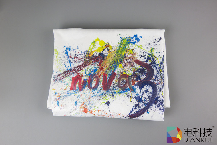 易烊千玺代言：华为Nova 3邀请函透露出手机外观配色趋势