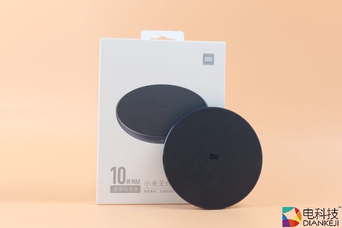 小米无线充电器-4.jpg