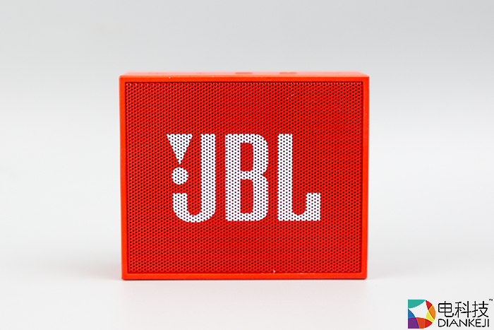 JBL GO 音乐金砖 蓝牙音箱：颜值爆表+强劲性能，属于年轻人的活力音箱