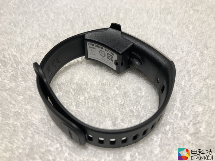 华为运动手环-3.jpg