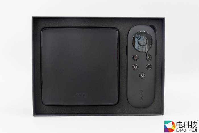 芒果TV牛奶盒子：语音操控彰显科技魅力，海量内容等你来看