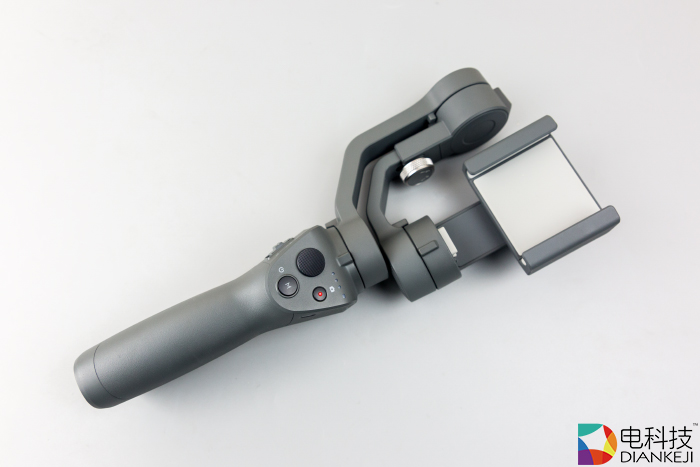 大疆Osmo2：手抖癌克星，丰富功能+稳定防抖，摄影小白秒拍大咖画质