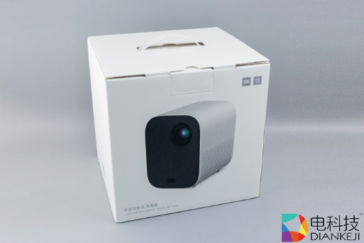 米家投影机青春版：两千元就能买到1080P画质的120吋大屏幕