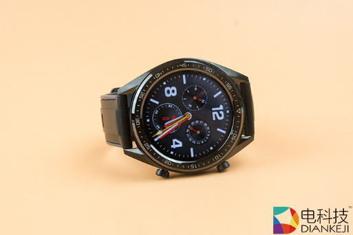 华为WATCH GT：实时心率+睡眠监测，一款能够提供运动指导的智能手表