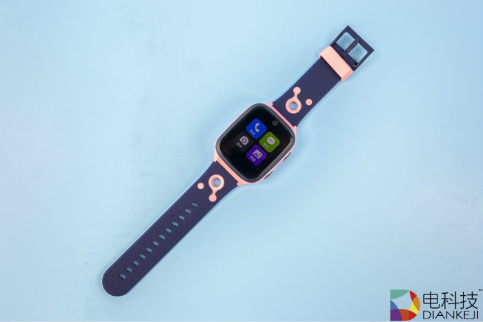 360儿童手表8X：与宝贝的情感纽带，主打安全的4G视频电话手表