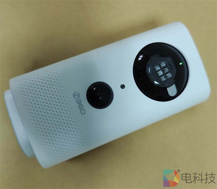 360智能摄像头云台电池版，一次充电可提供120天的安全保障