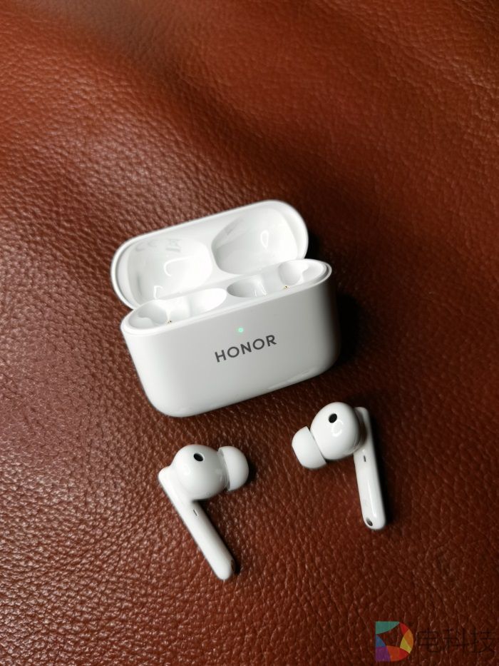 荣耀Earbuds 2 SE