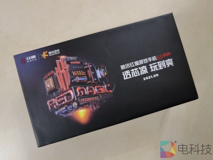 「邀赏」红魔游戏手机6S：解释解释“透芯凉，玩到爽”是啥感觉？