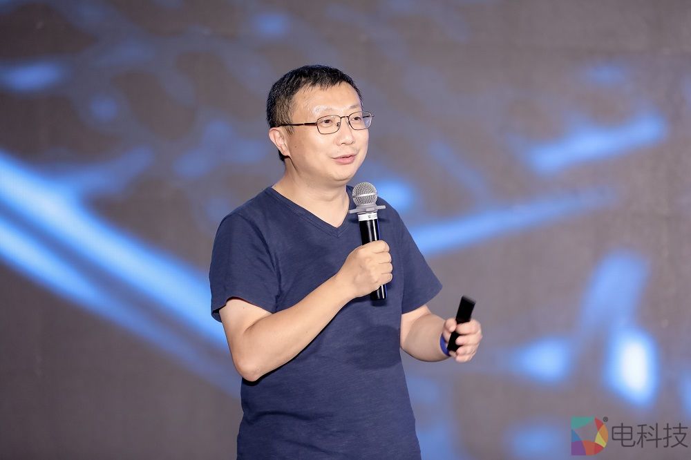 炫彩互动产品事业一部CEO王衠